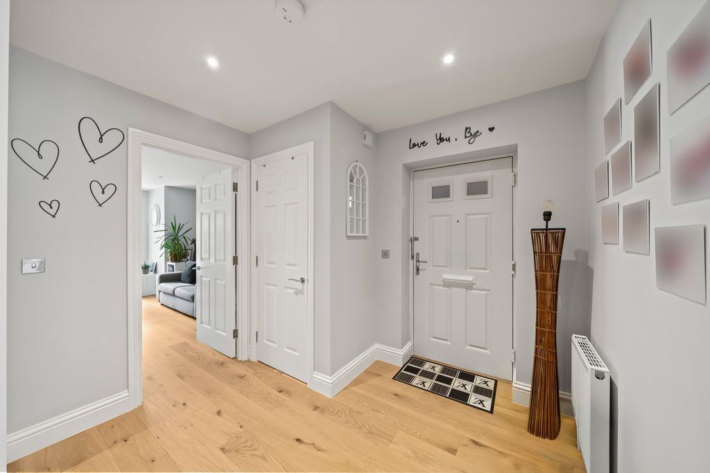Additional image 14 of 2 bed maisonette for saleRoland Way, Worcester Park KT4