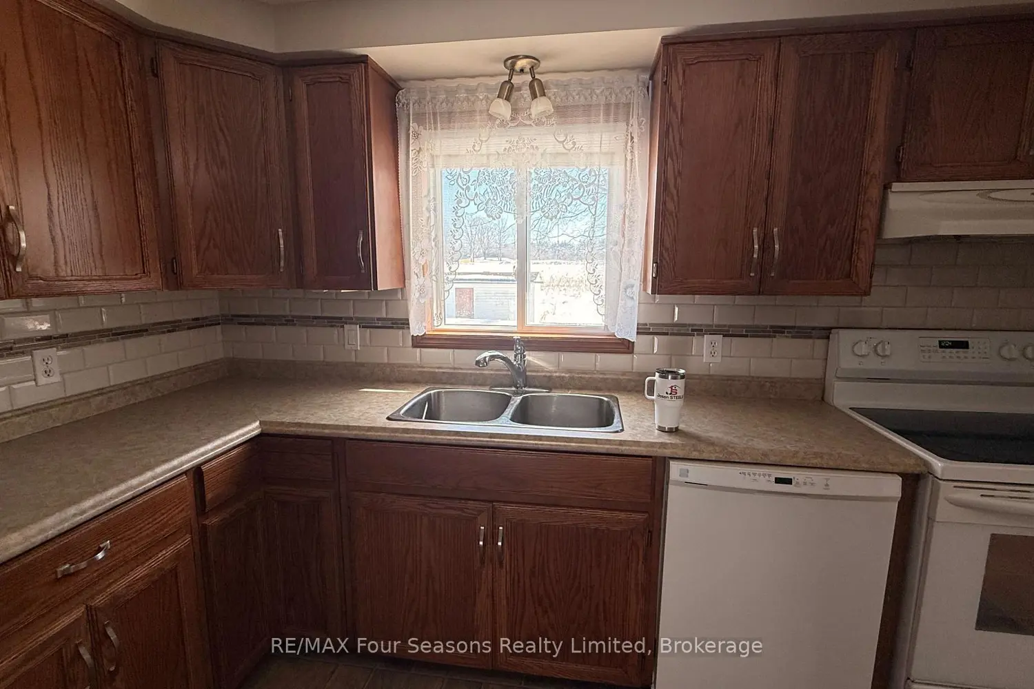 Additional image 8 of 317 Bricker Street