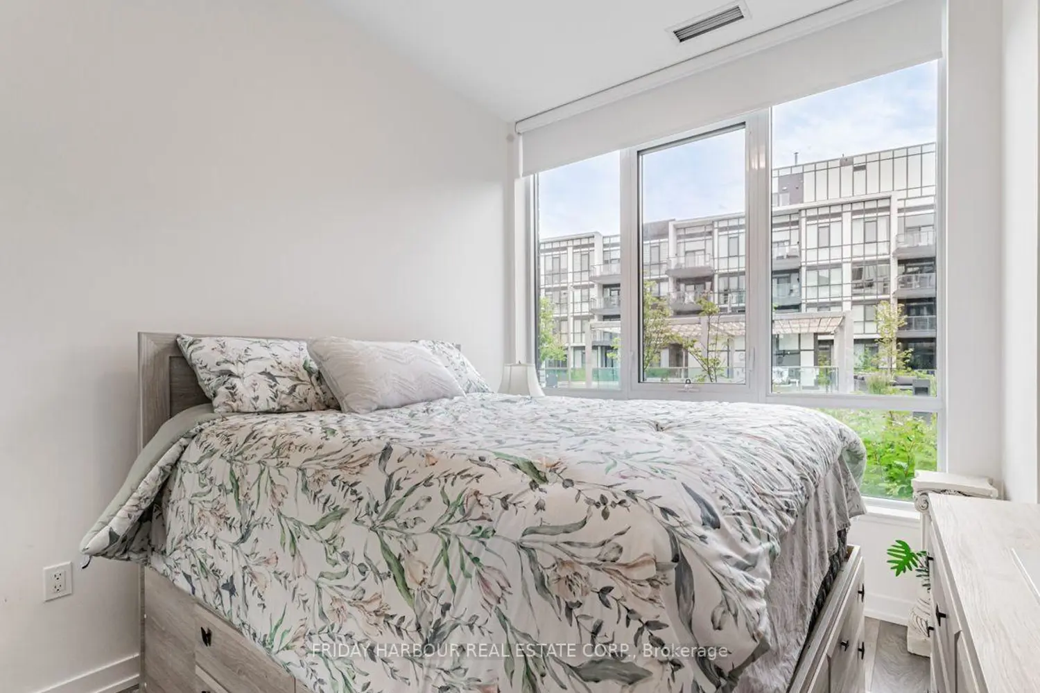 Additional image 18 of 415 Sea Ray Avenue 126