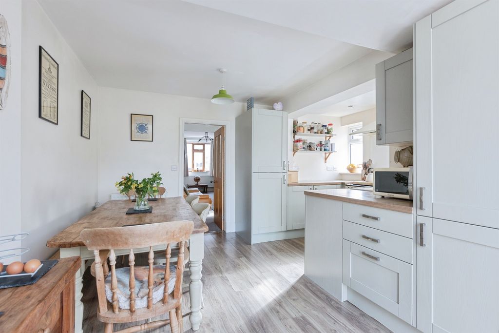 Additional image 5 of 4 bed semi-detached house for saleAlbert Street, Fleckney, Leicester LE8