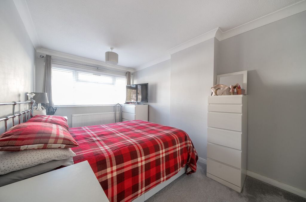 Additional image 7 of 3 bed terraced house for salePetworth Gardens, Lordswood, Southampton, Hampshire SO16