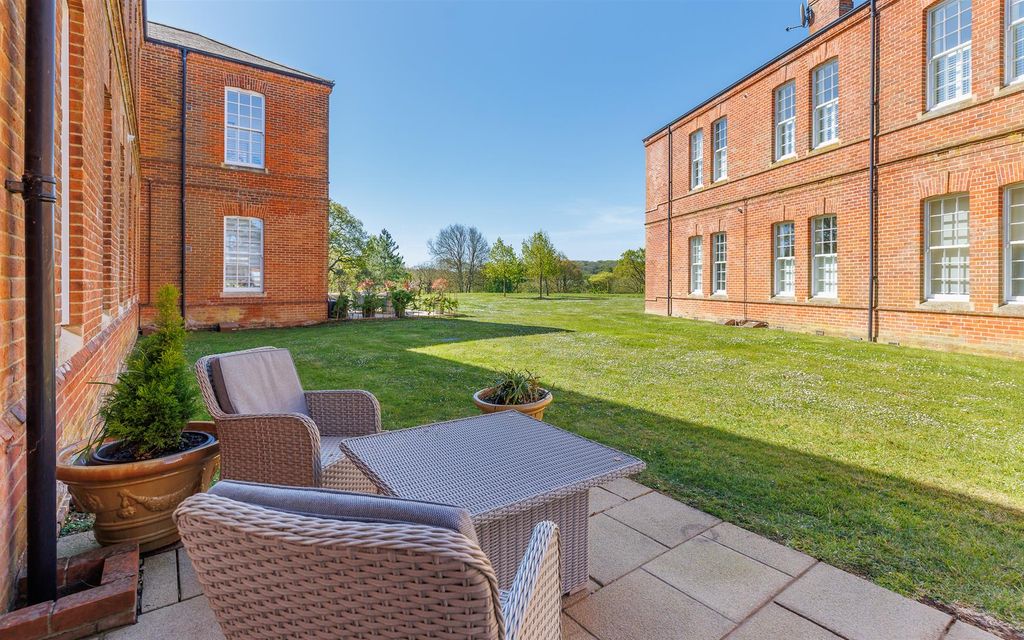 Additional image 18 of 2 bed flat for saleGatcombe, Isle Of Wight PO30