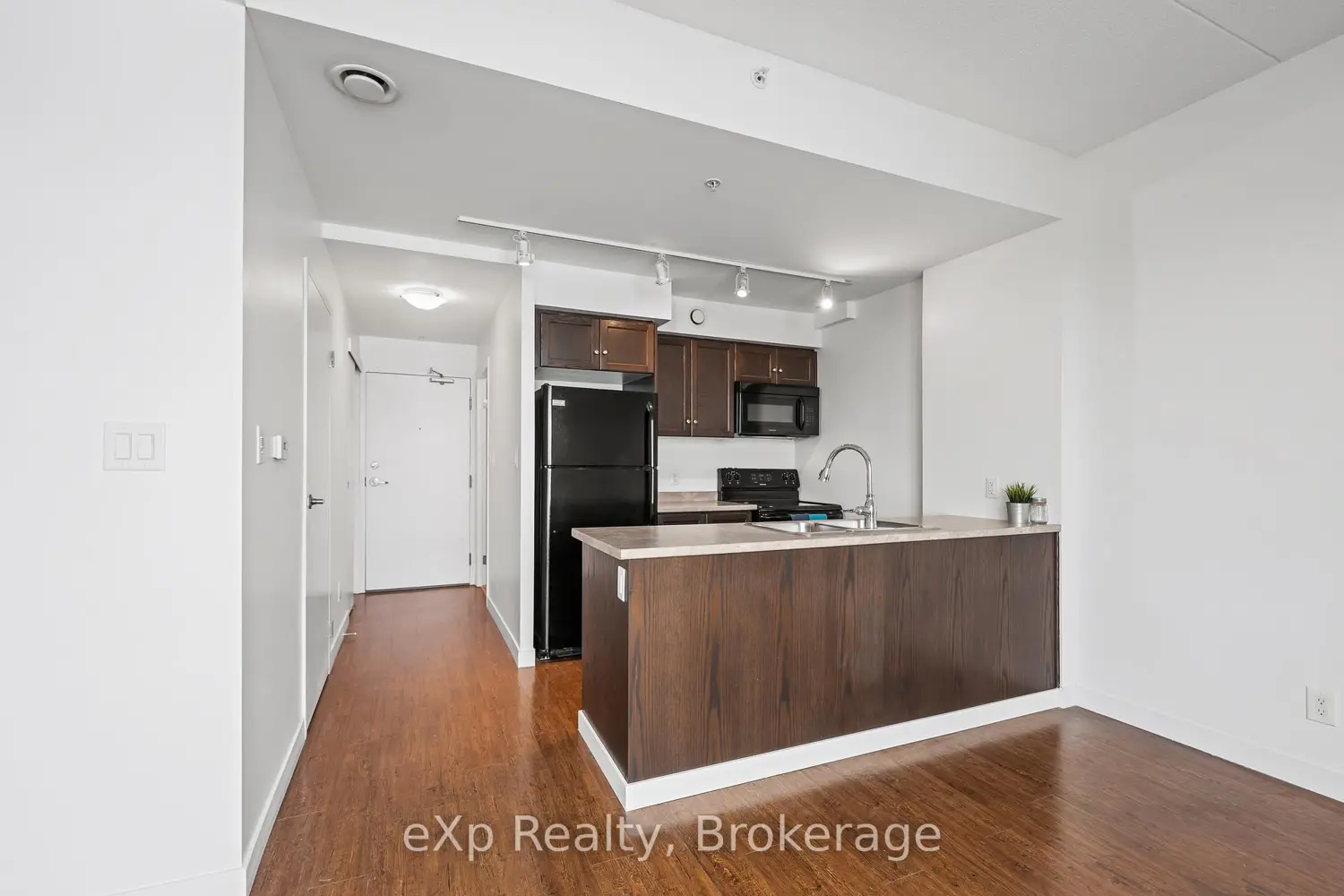 Additional image 9 of 5 Gordon Street 312