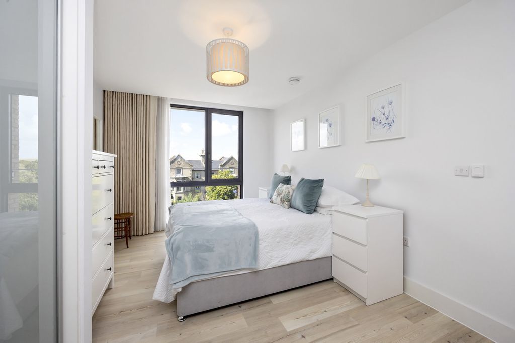 Additional image 6 of 2 bed flat for saleBrighton Road, Worthing BN11