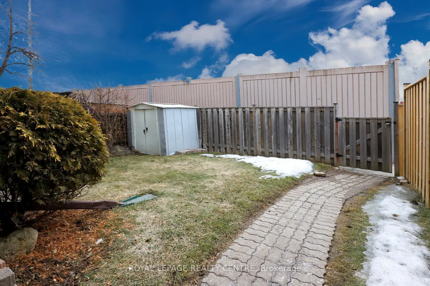 Additional image 18 of 1055 Dundas Street 171