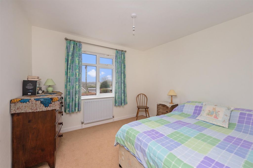 Additional image 12 of 6 bed detached house for saleFurze Close, Worthing BN13