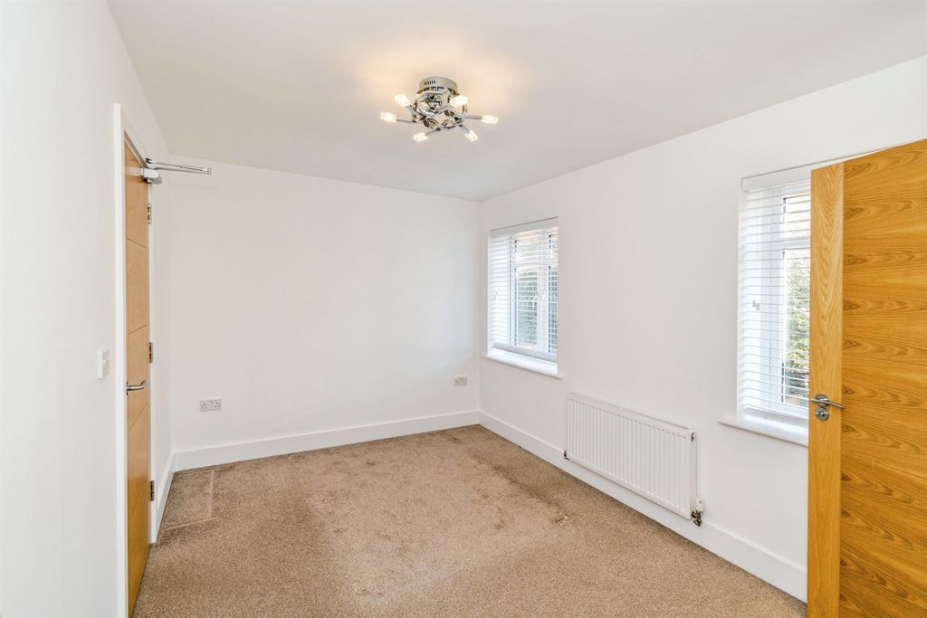 Additional image 7 of 4 bed end terrace house for saleOld Mill Way, Southampton SO16