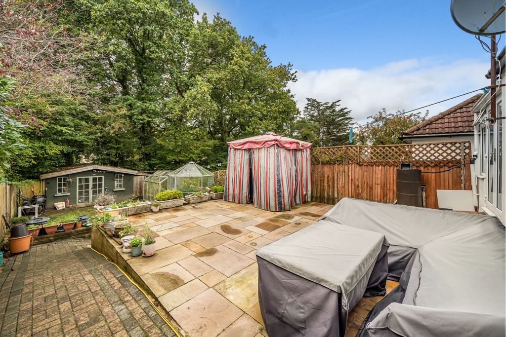 Additional image 12 of 2 bed detached bungalow for saleWoodmill Lane, Southampton SO18