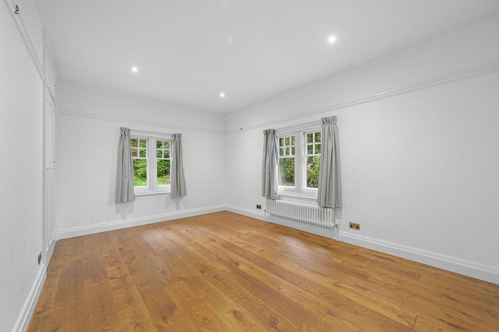 Additional image 13 of 3 bed semi-detached house for saleIpswich Road, Woodbridge IP12