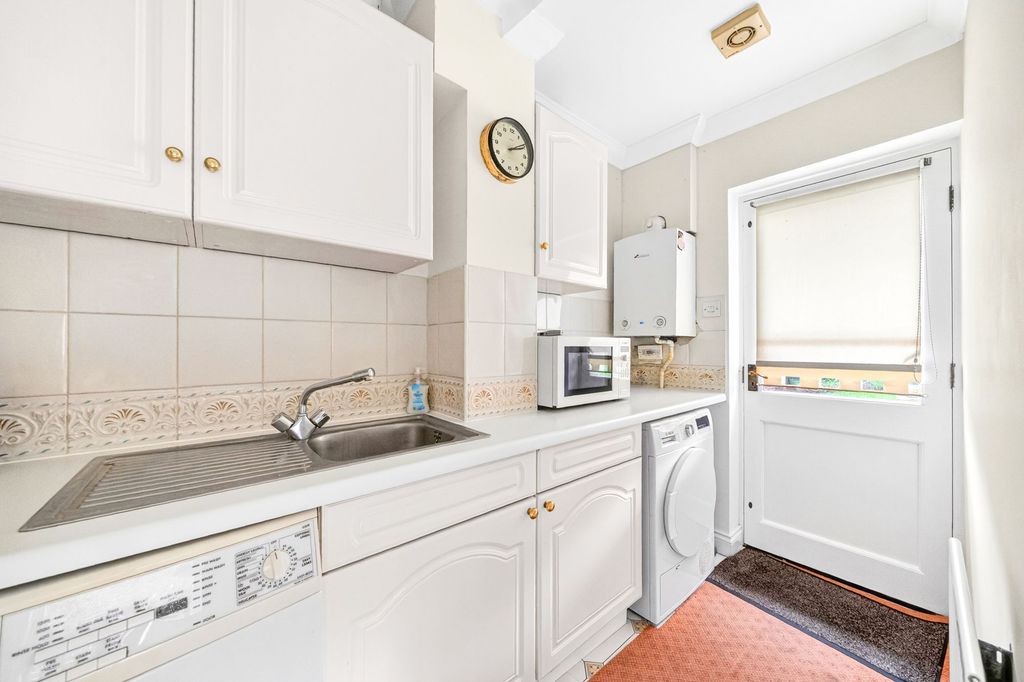 Additional image 10 of 5 bed detached house for saleCampion Gardens, Woodford Green IG8