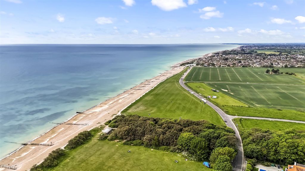 Additional image 4 of 2 bed flat for saleMarine Drive, Goring, Worthing BN12