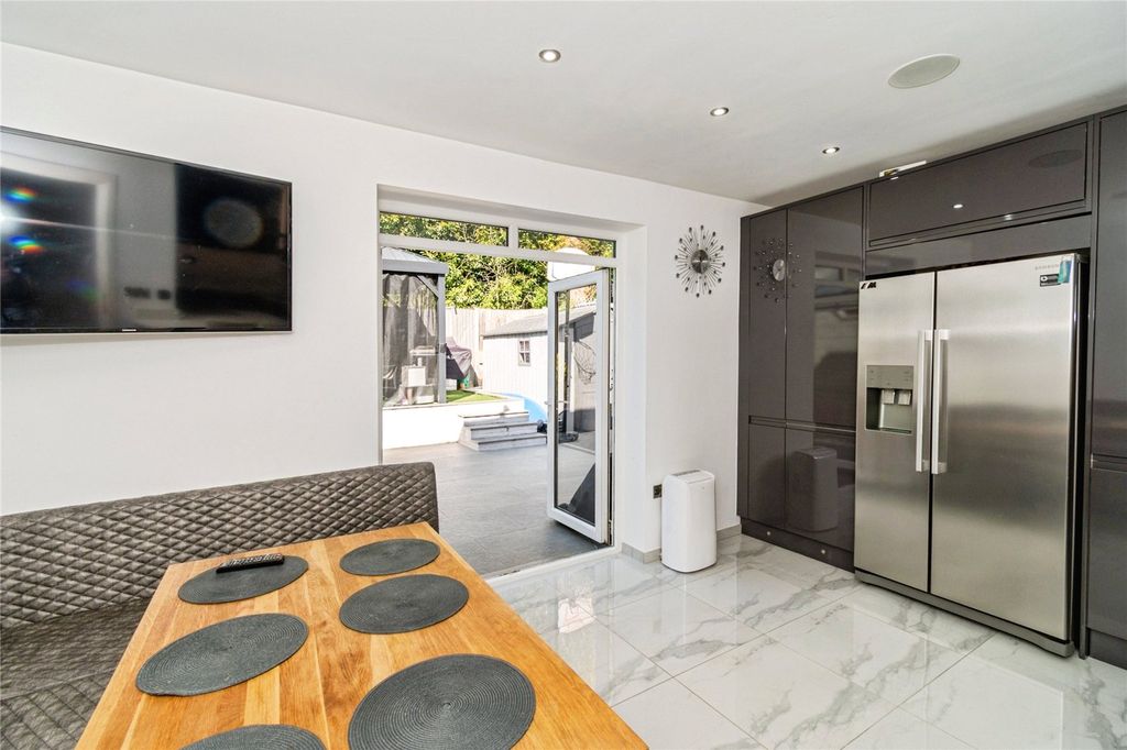 Additional image 6 of 3 bed semi-detached house for saleOsborne Road South, Southampton, Hampshire SO17