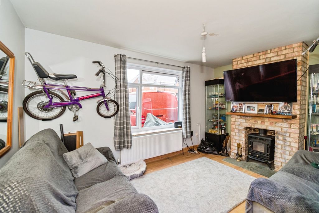 Additional image 4 of 2 bed semi-detached house for saleHollyoak Road, Southampton, Hampshire SO16