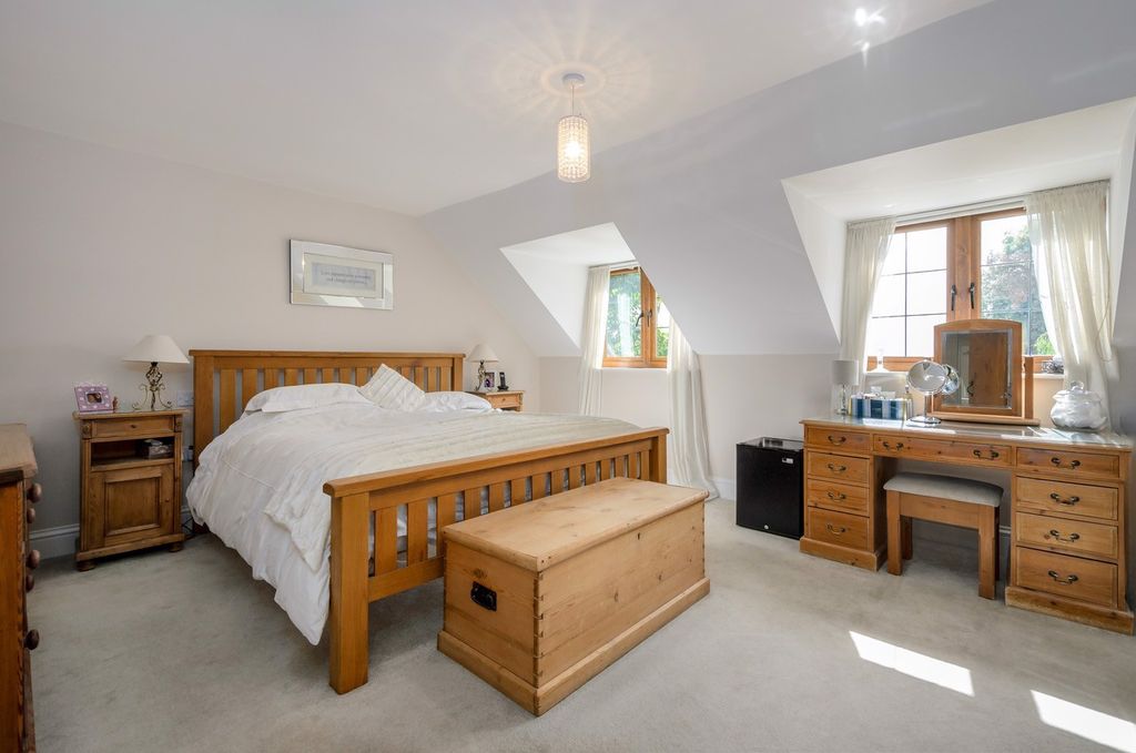 Additional image 14 of 6 bed detached house for saleWayside, Dawsons Lane, Barwell, Leicester LE9