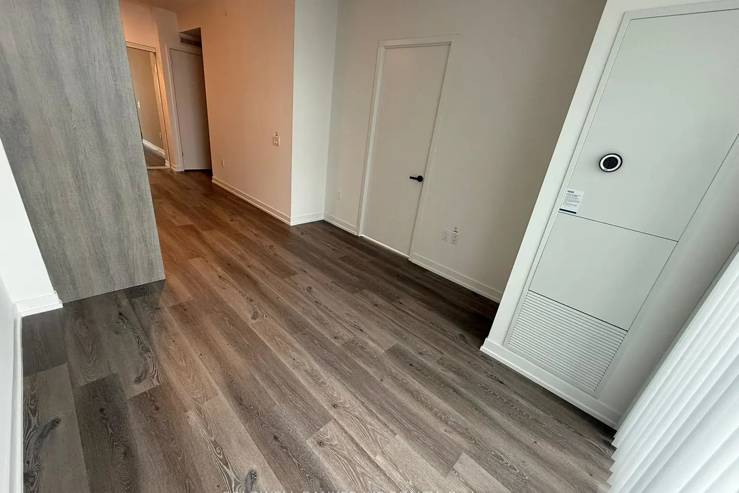 Additional image 15 of 225 Commerce Street 3908