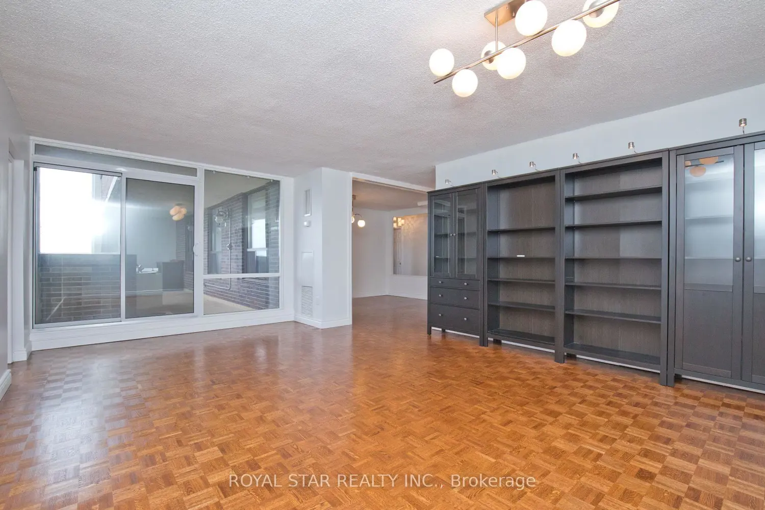 Additional image 9 of 1535 Lakeshore Road 1607