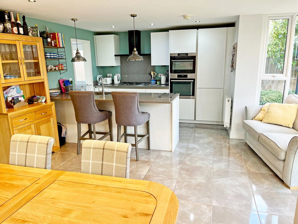Additional image 4 of 4 bed detached house for saleGreen Hedge Lane, Leicester LE7