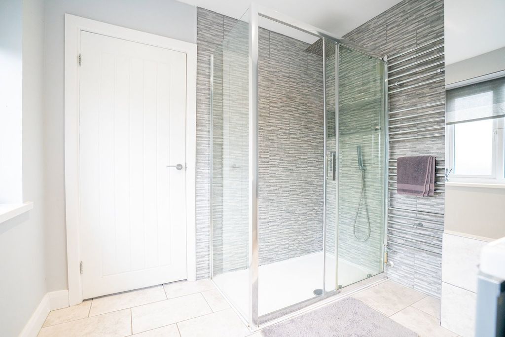 Additional image 40 of 4 bed detached house for saleClarence Avenue, Farnworth, Widnes WA8