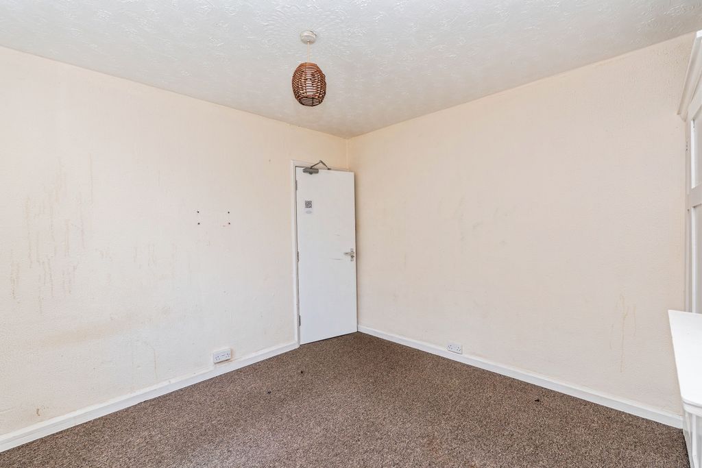 Additional image 11 of 3 bed semi-detached house for saleHarrison Road, Southampton SO17