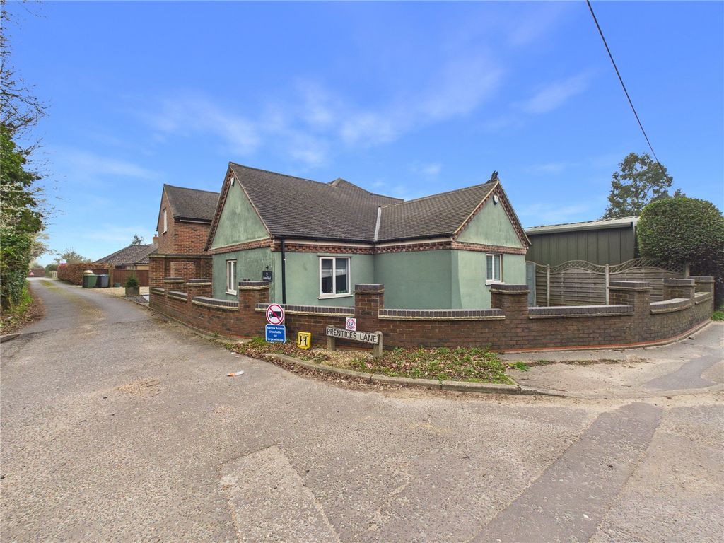 4 bed detached house for saleGrove Road, Woodbridge, Suffolk IP12