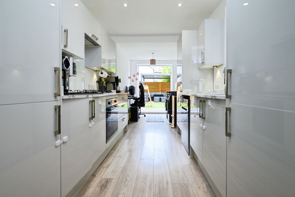 Additional image 7 of 3 bed terraced house for saleWalden Road, Portsmouth, Hampshire PO2
