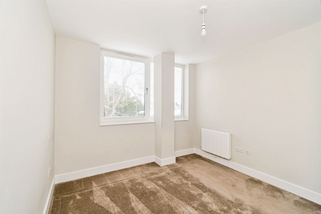 Additional image 9 of 1 bed flat for saleRomsey Road, Southampton SO16