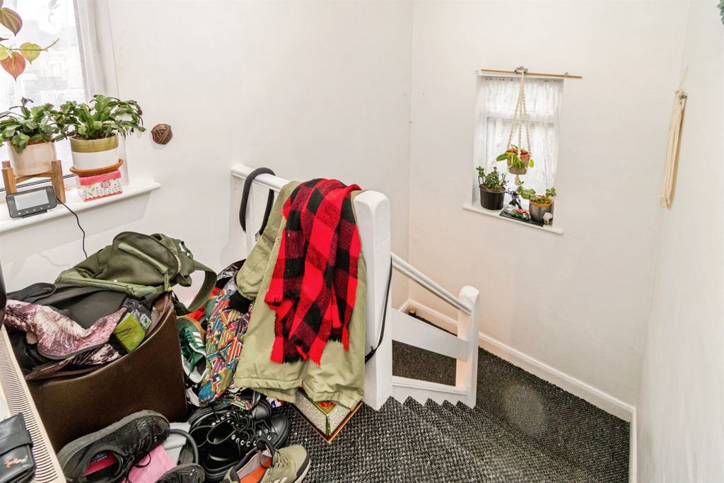 Additional image 11 of 1 bed maisonette for saleSpring Close, Southampton SO19