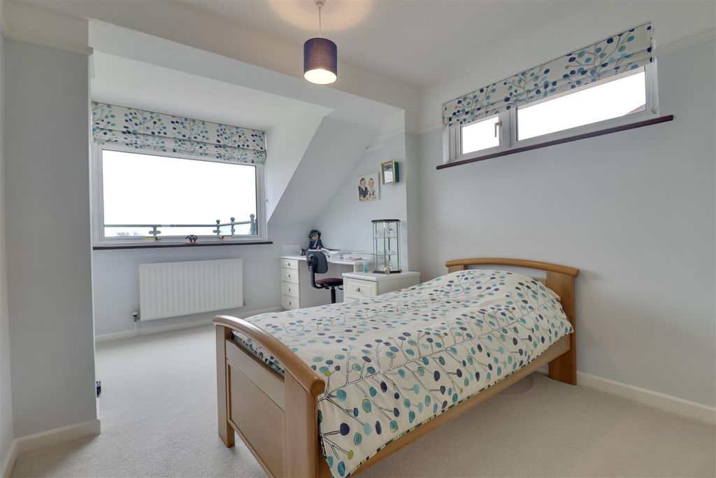 Additional image 14 of 3 bed detached house for saleBlake Road, Drayton, Portsmouth PO6