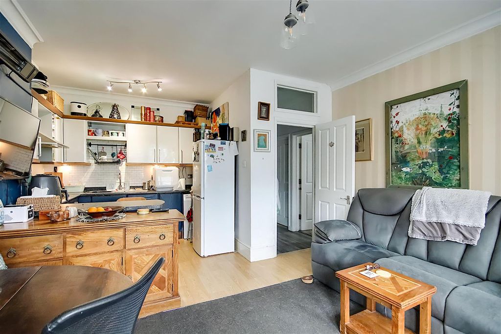 Additional image 6 of 1 bed flat for saleShelley Road, Worthing BN11