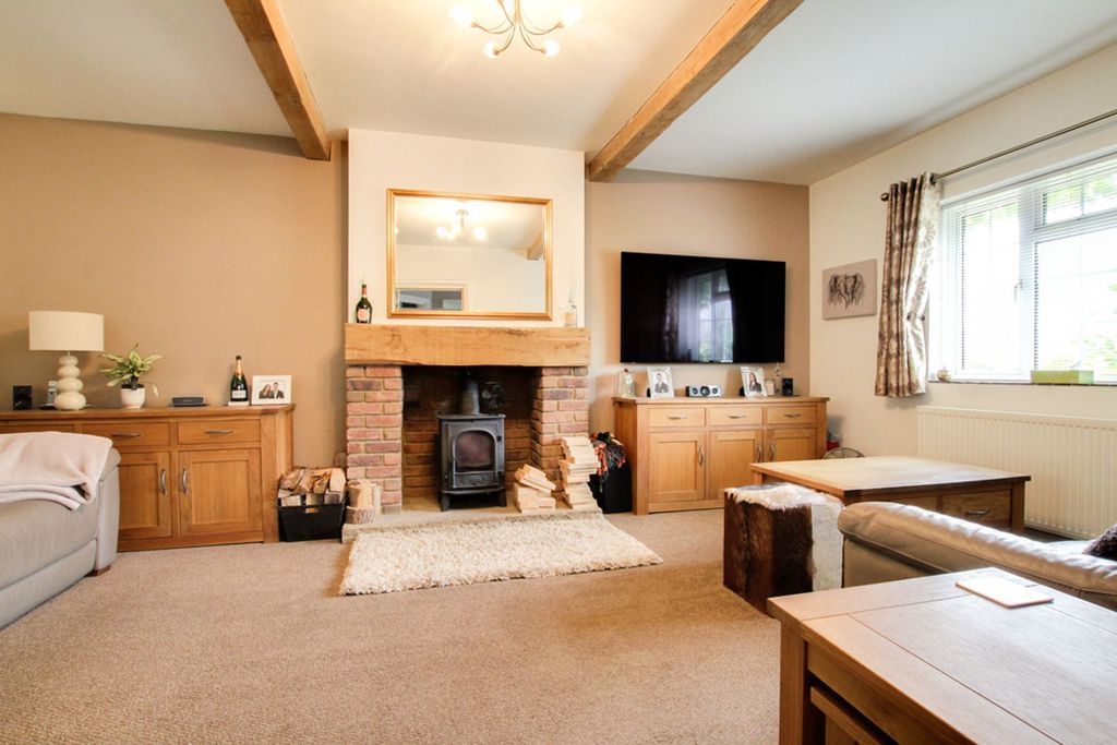 Additional image 11 of 5 bed detached house for saleSwan Lane, Wickford SS11
