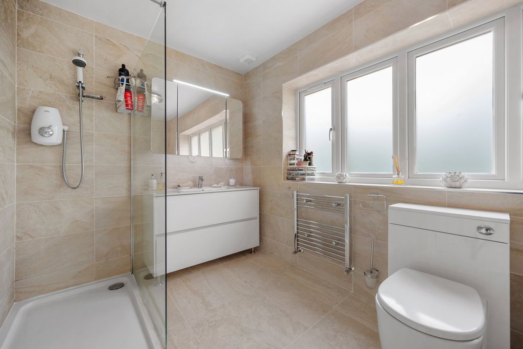 Additional image 11 of 5 bed detached house for saleAvondale Rise, Wilmslow SK9
