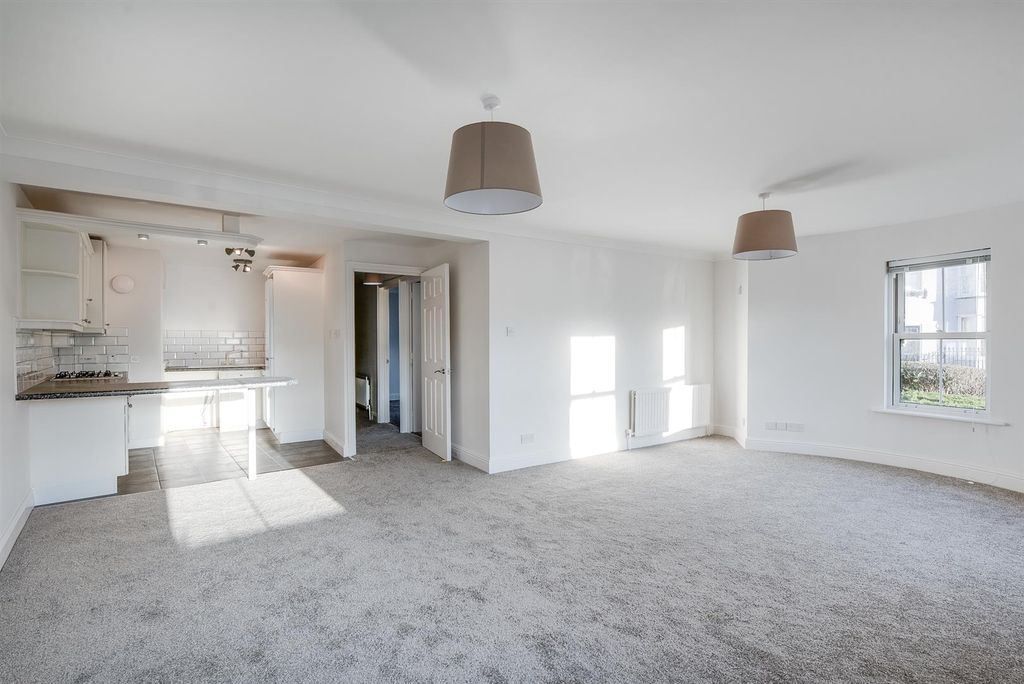 Additional image 2 of 2 bed flat for saleWhite Hart Road, Portsmouth PO1