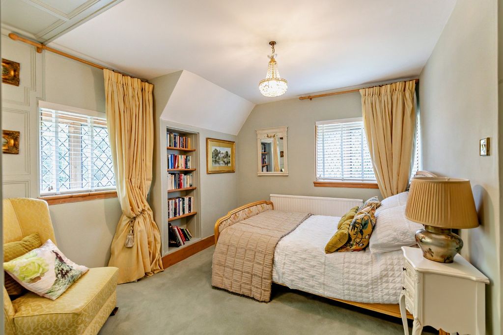 Additional image 14 of 6 bed detached house for saleSt. Leonards Hill, Windsor, Berkshire SL4