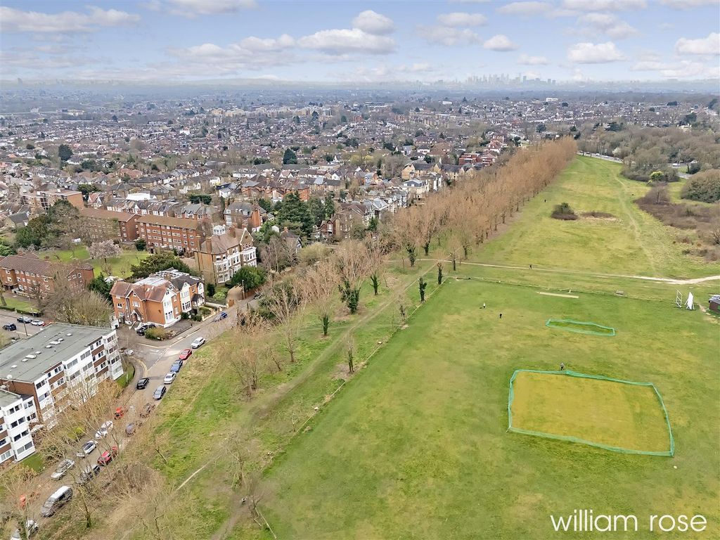 Additional image 11 of 7 bed semi-detached house for saleBroomhill Road, Woodford Green IG8