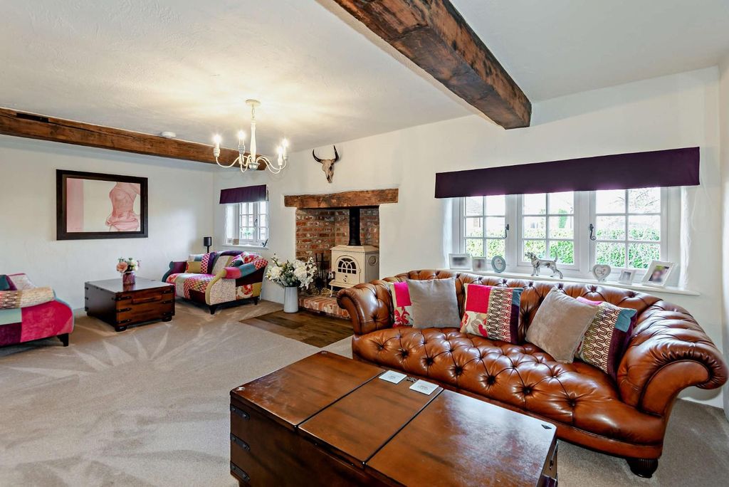 Additional image 11 of 4 bed detached house for saleJunction Road, Ashford TW15