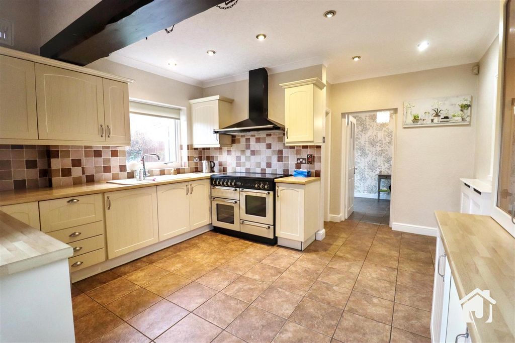 Additional image 14 of 3 bed detached house for saleSports Road, Glenfield, Leicester LE3
