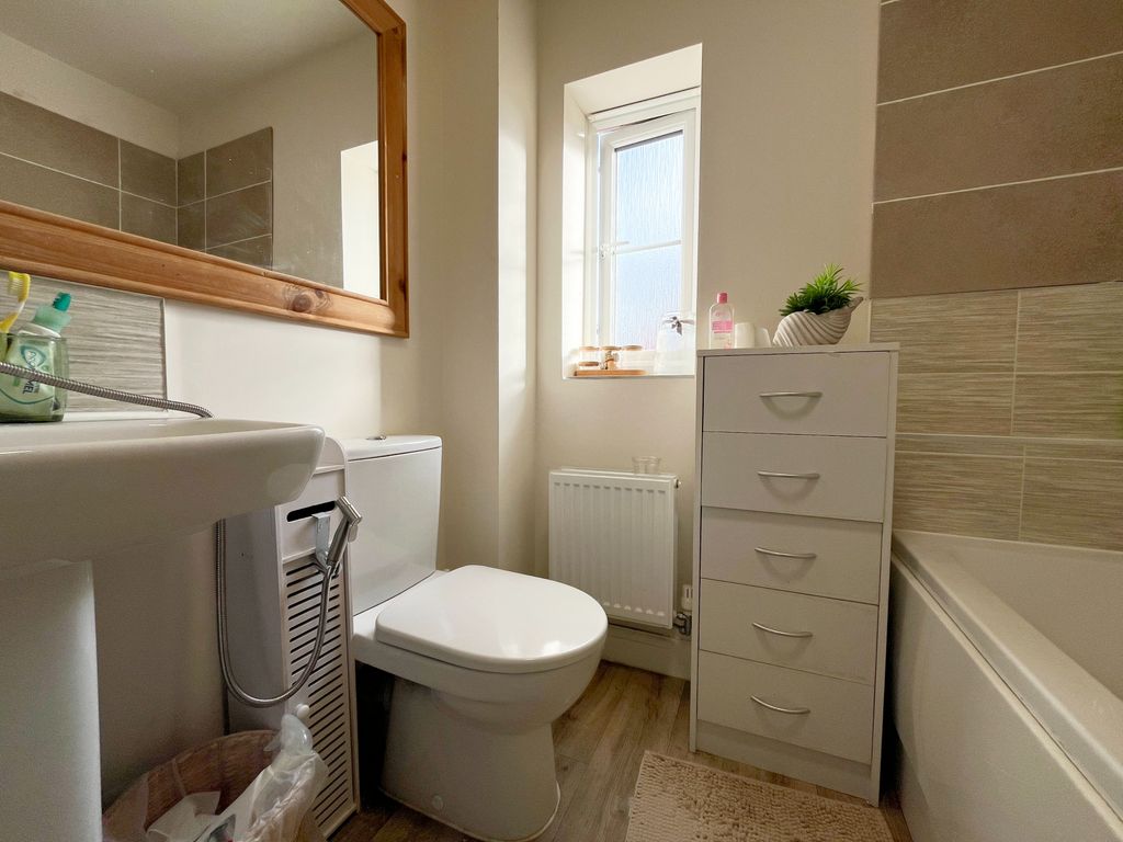 Additional image 15 of 4 bed semi-detached house for saleGregory Way, Wigston LE18