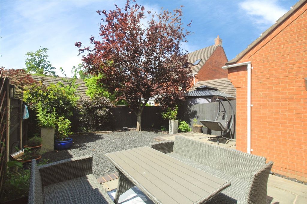 Additional image 11 of 3 bed semi-detached house for saleRussett Close, Barwell, Leicester, Leicestershire LE9