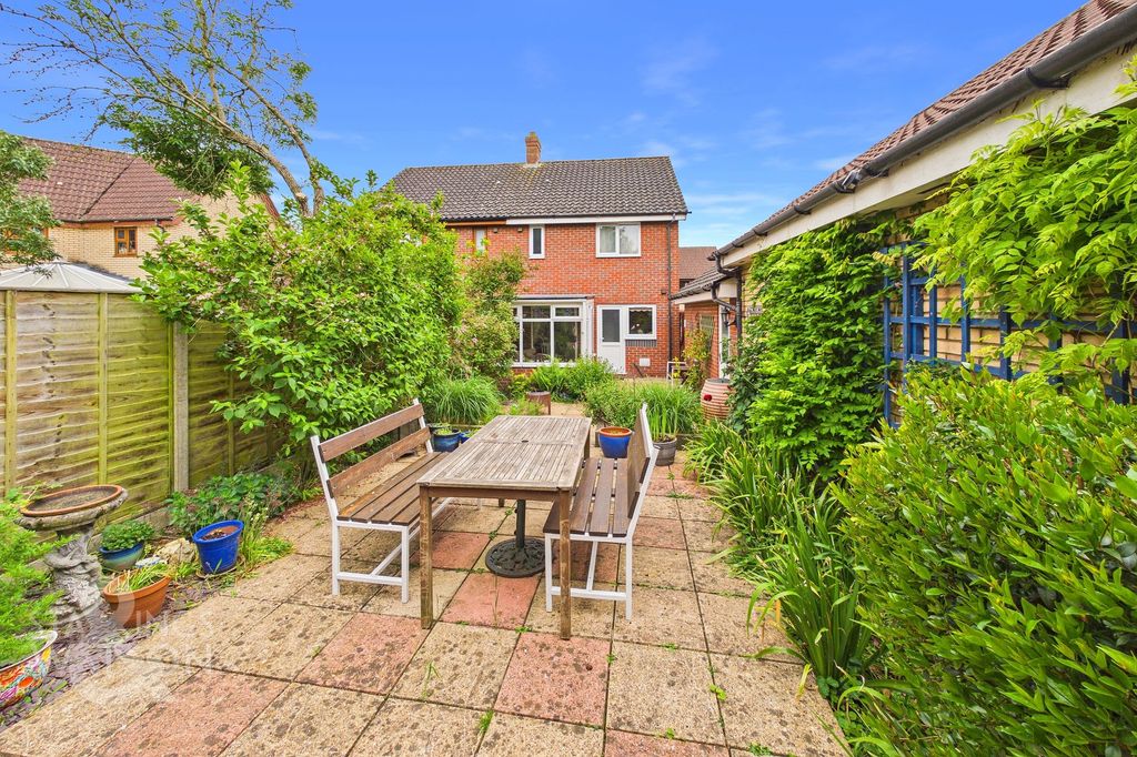 Additional image 18 of 3 bed semi-detached house for saleBramble Way, Wymondham NR18