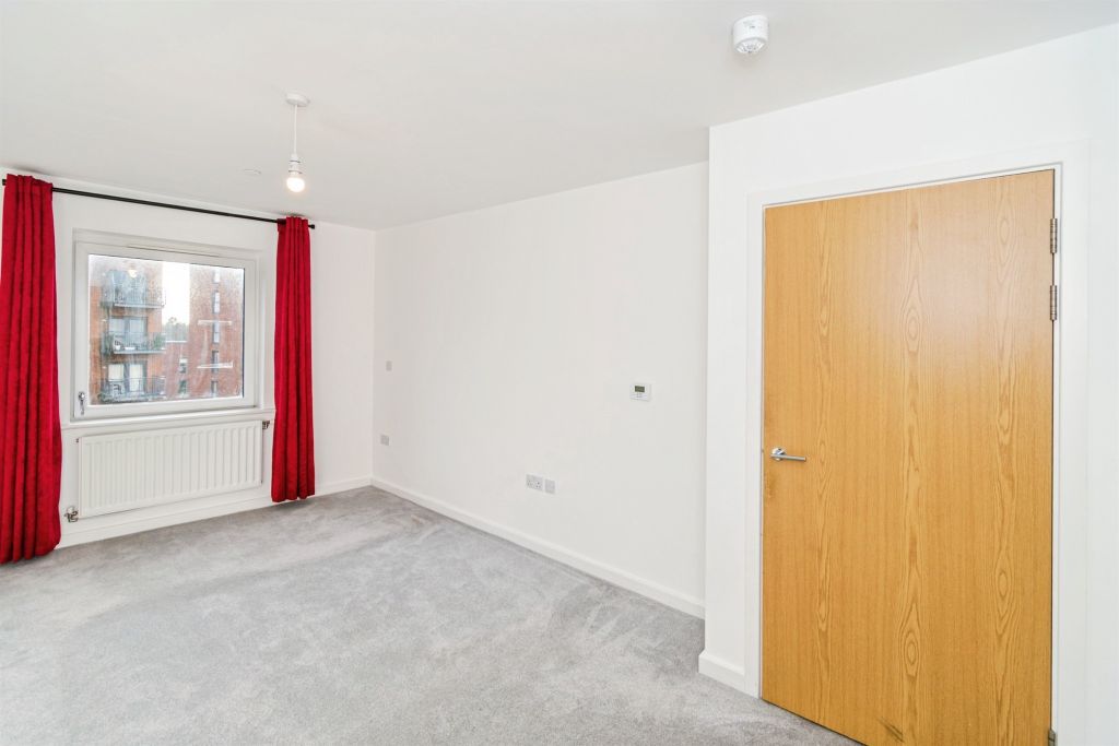 Additional image 13 of 2 bed flat for saleCentenary Plaza, Southampton SO19