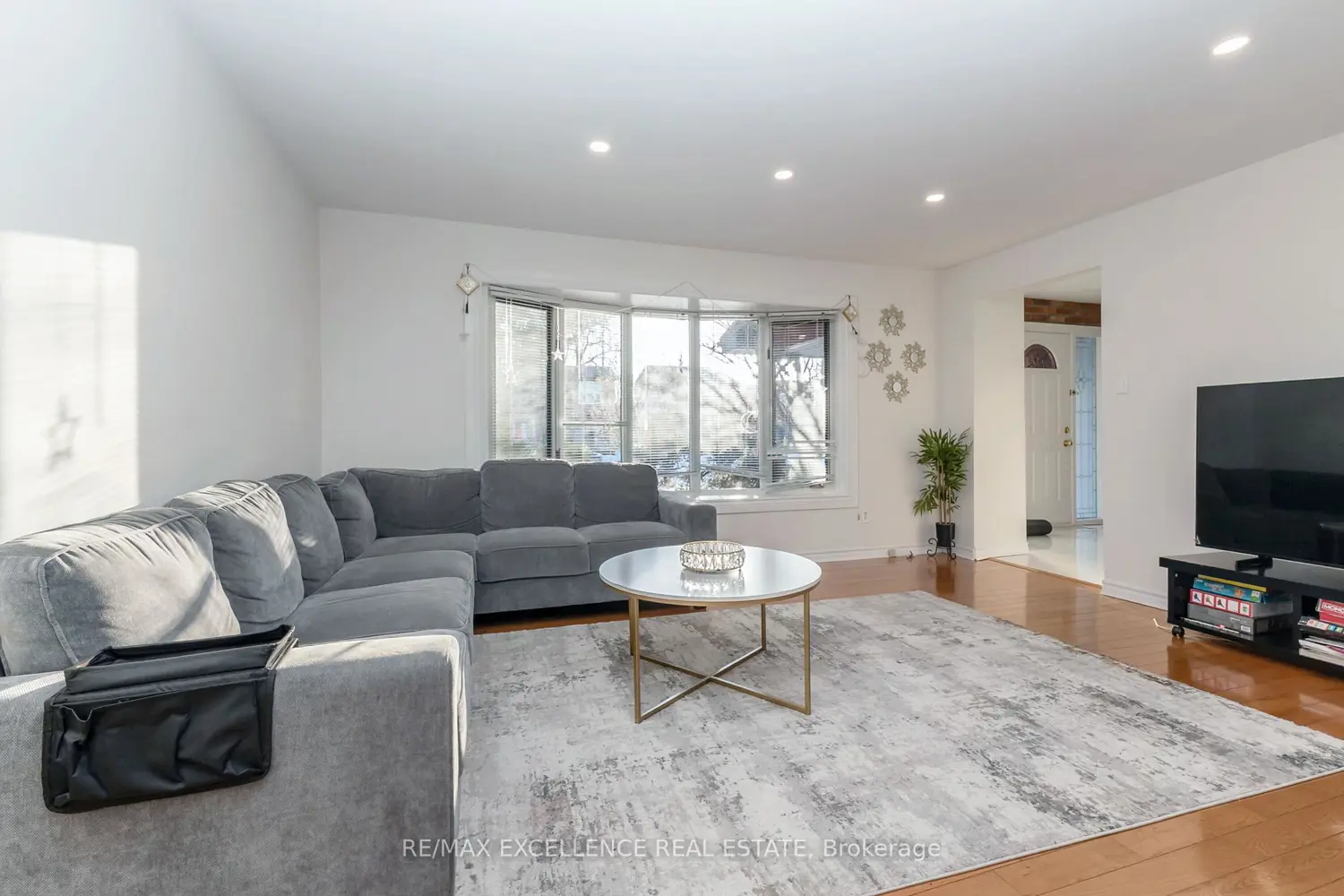 Additional image 6 of 2962 Saint Malo Circle