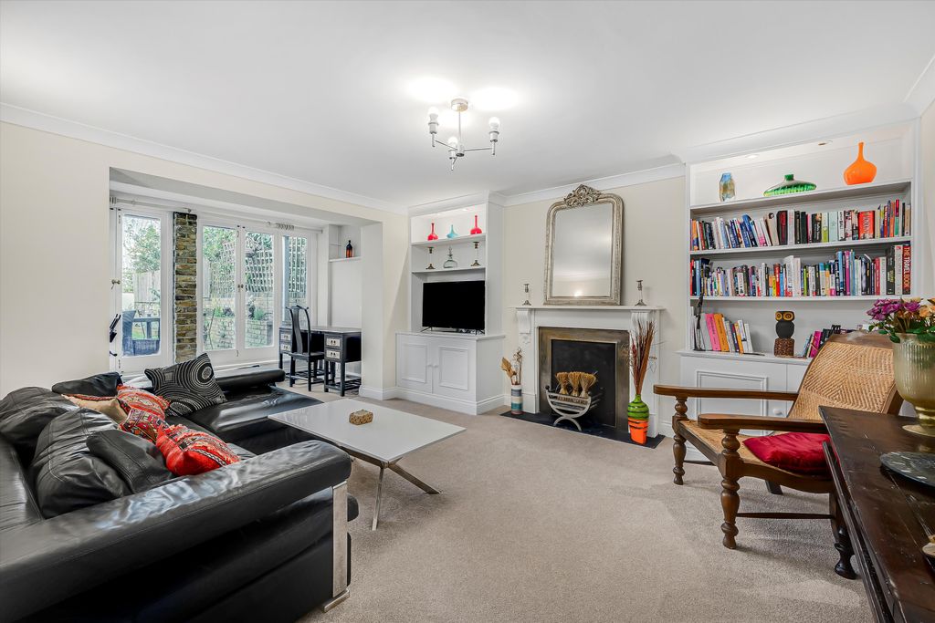 Additional image 3 of 5 bed detached house for saleThe Vineyard, Richmond TW10