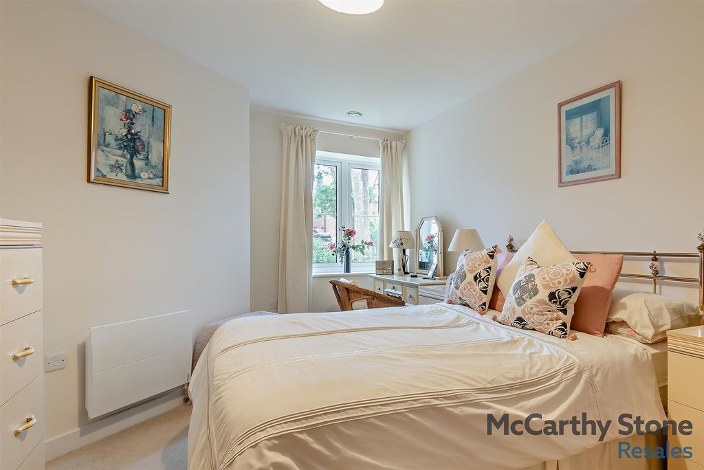 Additional image 7 of 1 bed flat for sale8 Hampton Place, Hampton Close, Southampton SO15