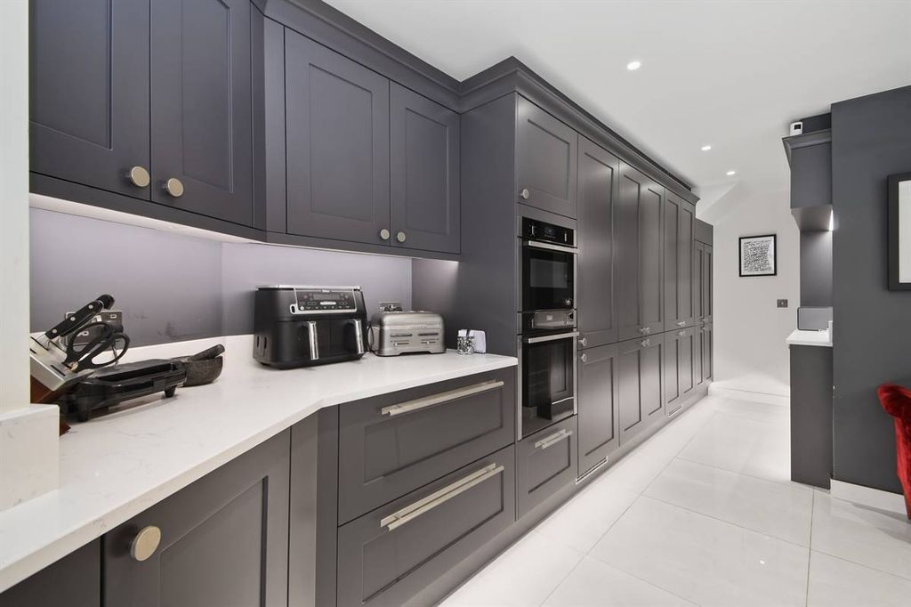 Additional image 22 of 6 bed detached house for saleChestfield Road, Chestfield, Whitstable CT5