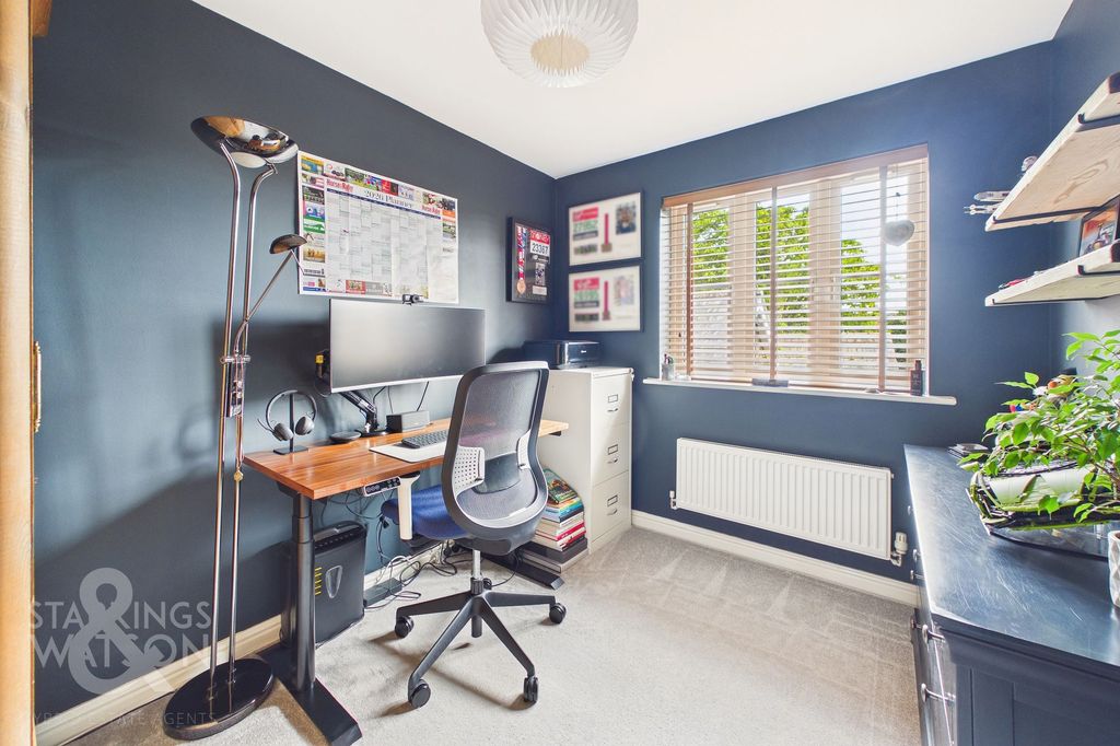 Additional image 19 of 4 bed link detached house for salePetunia Court, Wymondham NR18