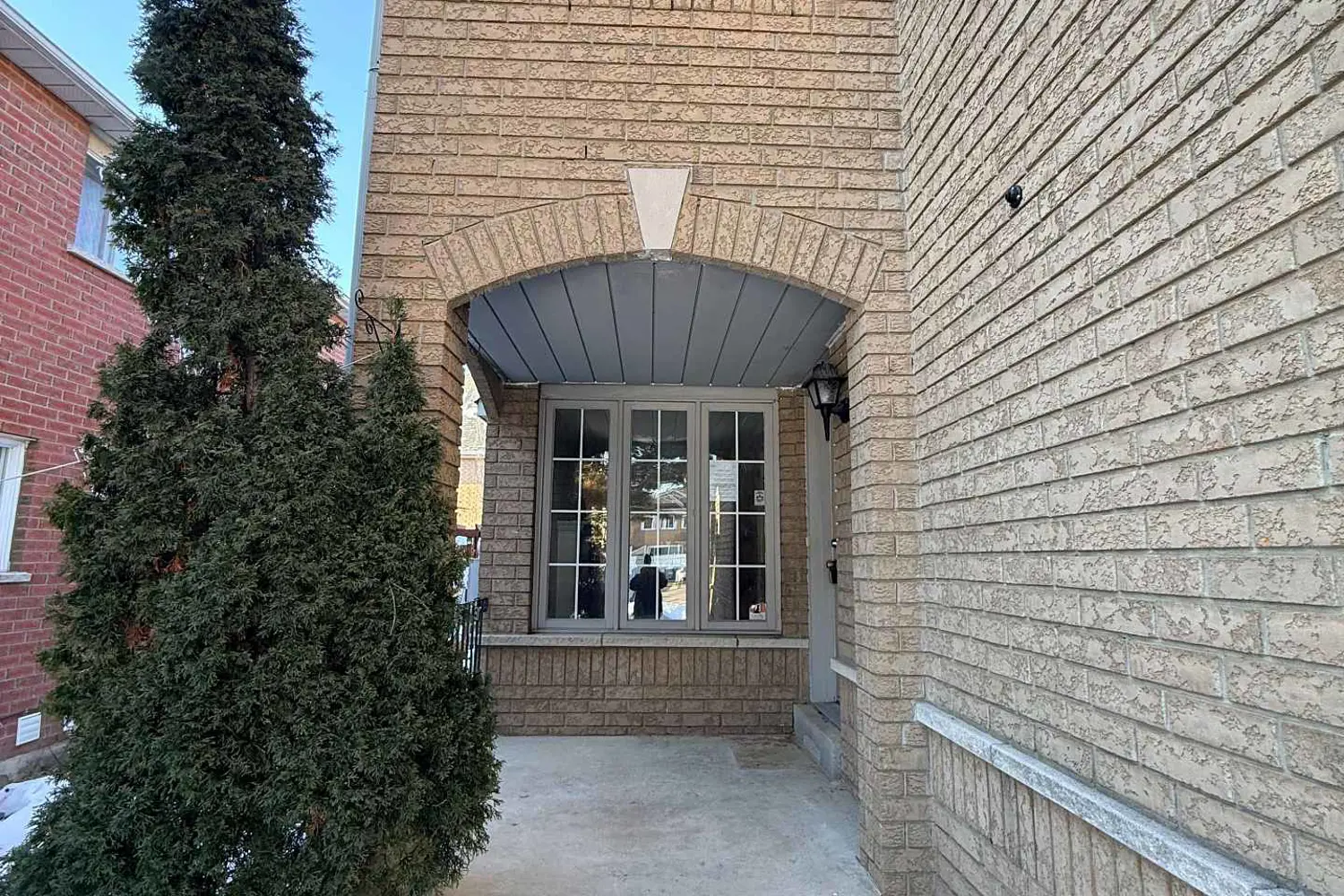 Additional image 3 of 137 Pressed Brick Drive