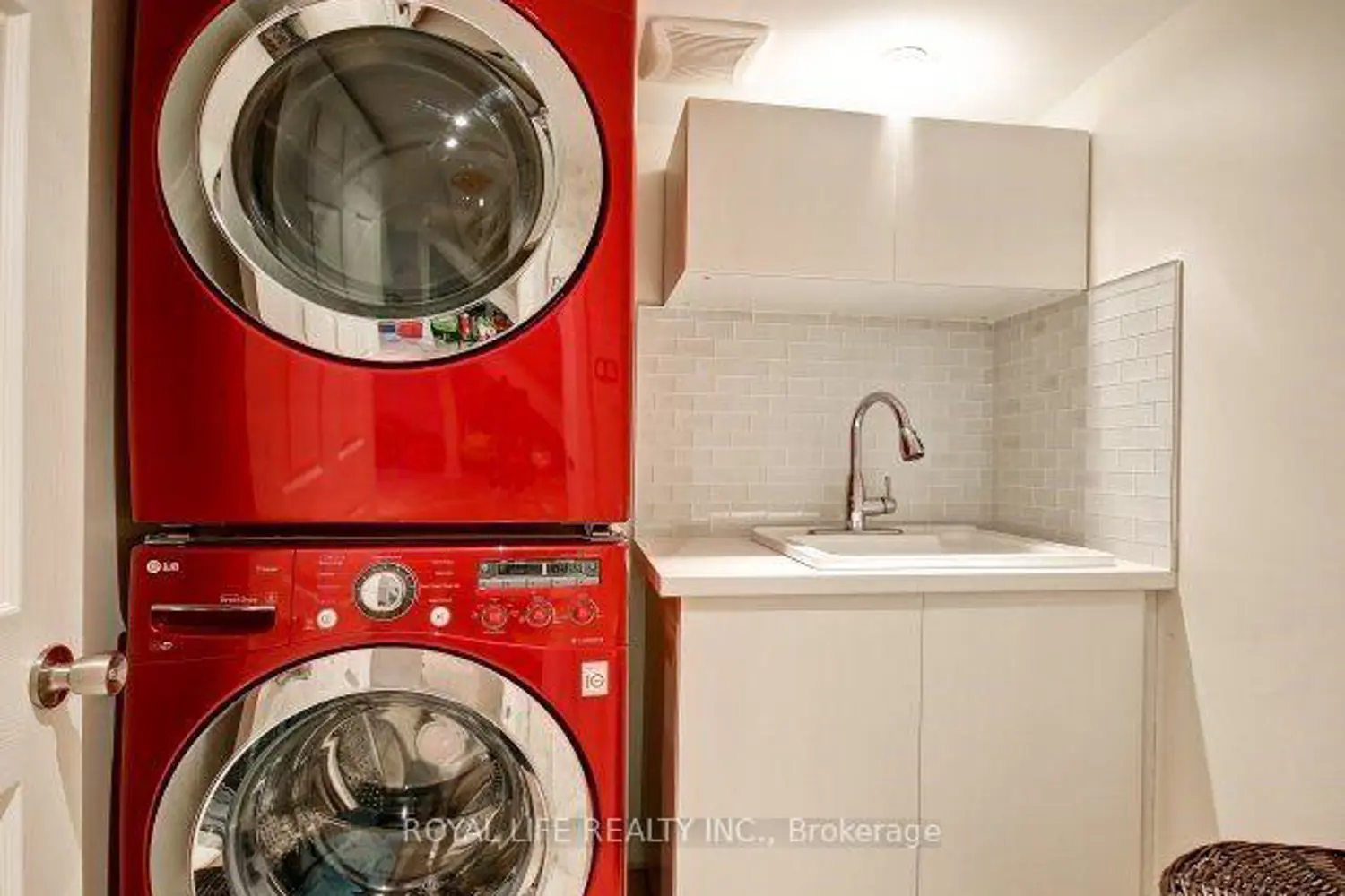 Additional image 19 of 1070 Lindsay Drive