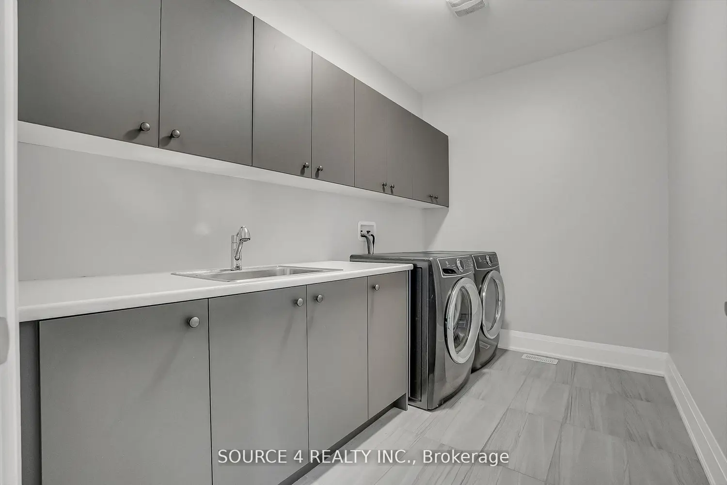 Additional image 16 of 522 Kleinburg Summit Way