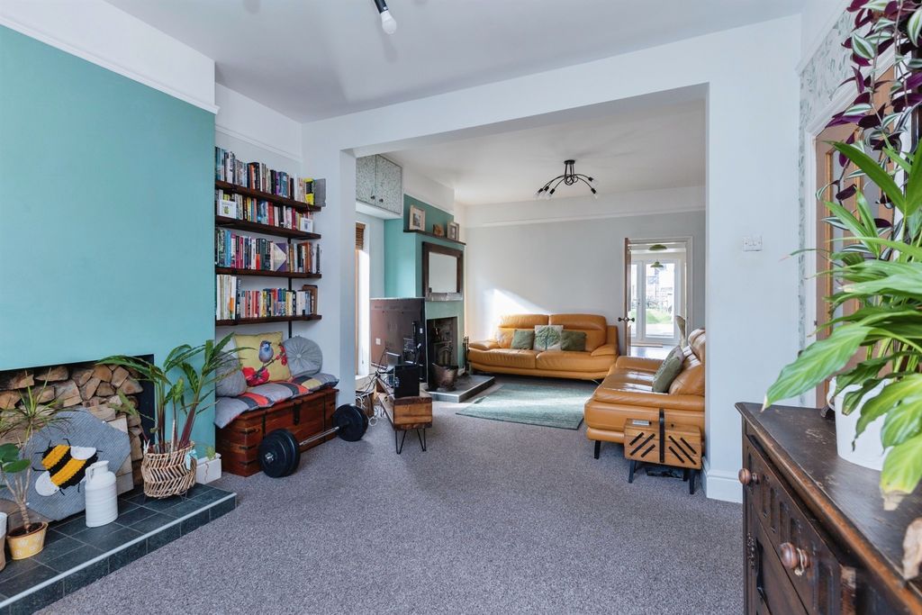 Additional image 7 of 4 bed semi-detached house for saleAlbert Street, Fleckney, Leicester LE8