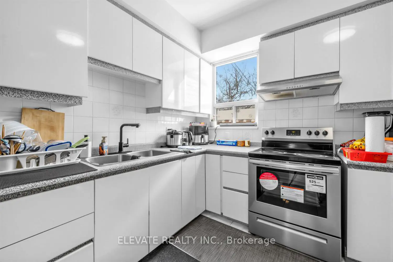Additional image 5 of 1262 Lansdowne Avenue
